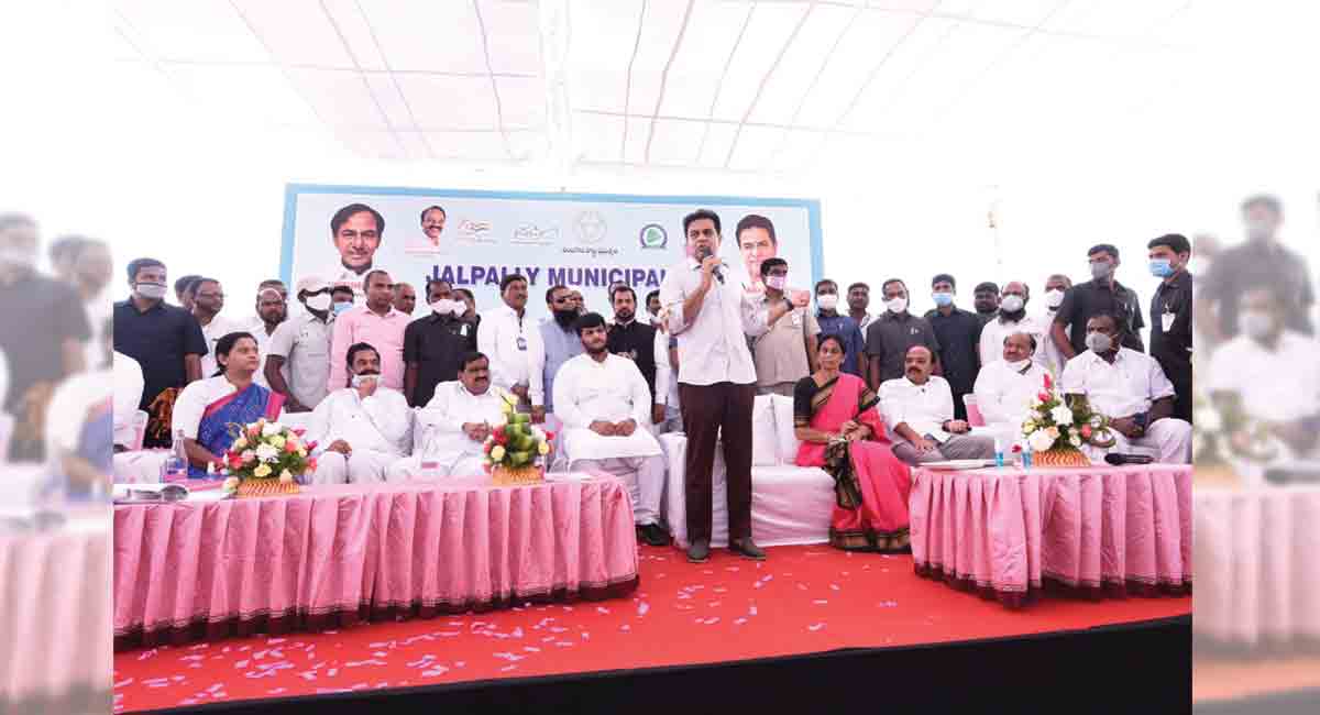 Mana Ooru-Mana Badi will improve quality of education, says KTR
