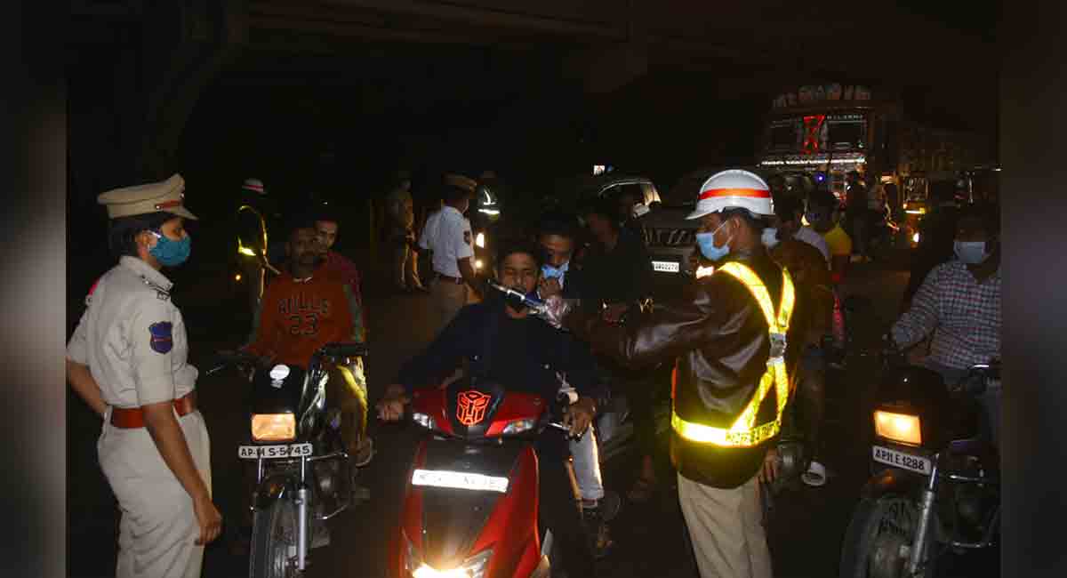 Hyderabad: 2,500 drunk drivers booked on New Year eve