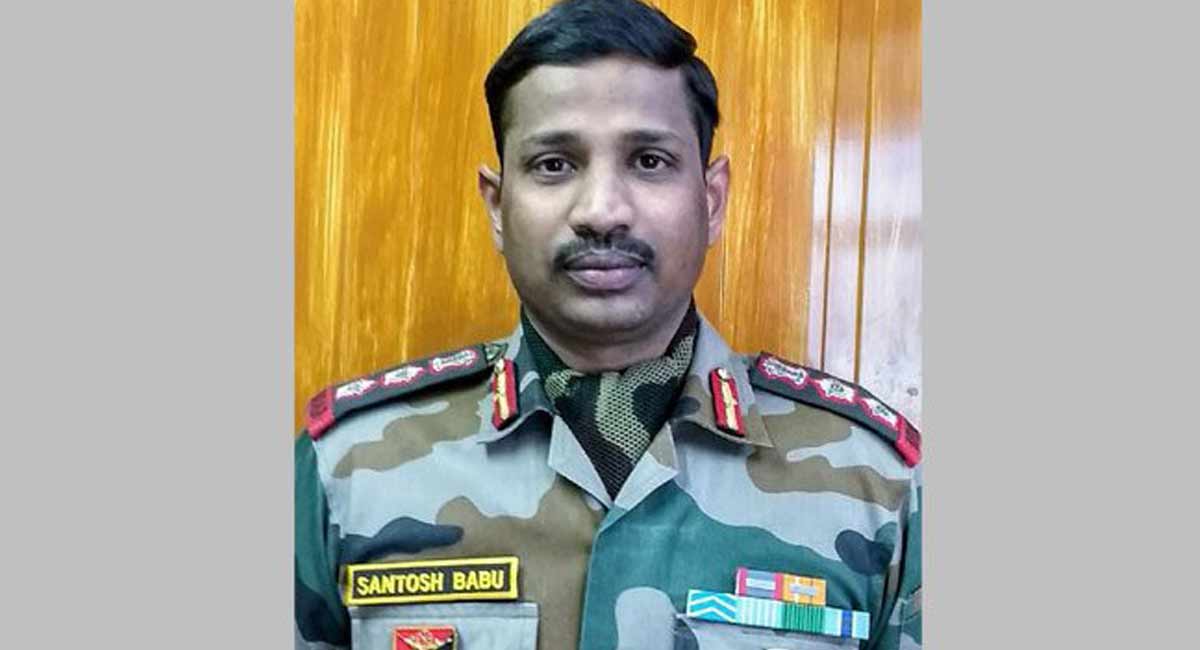 Telangana Chief Justice felicitates Colonel Santosh Babu’s parents