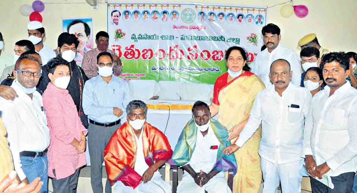 Financial assistance under Rythu Bandhu in Mahabubabad touches Rs 202 crore