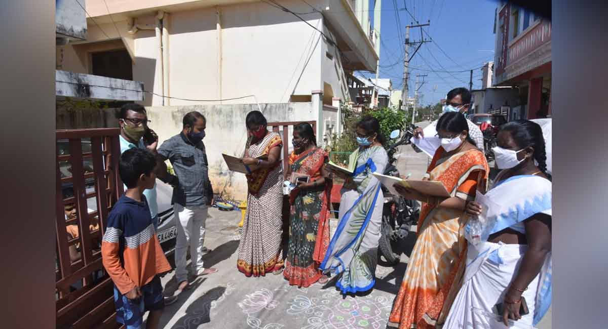 Door-to-door Fever survey begins in Siddipet