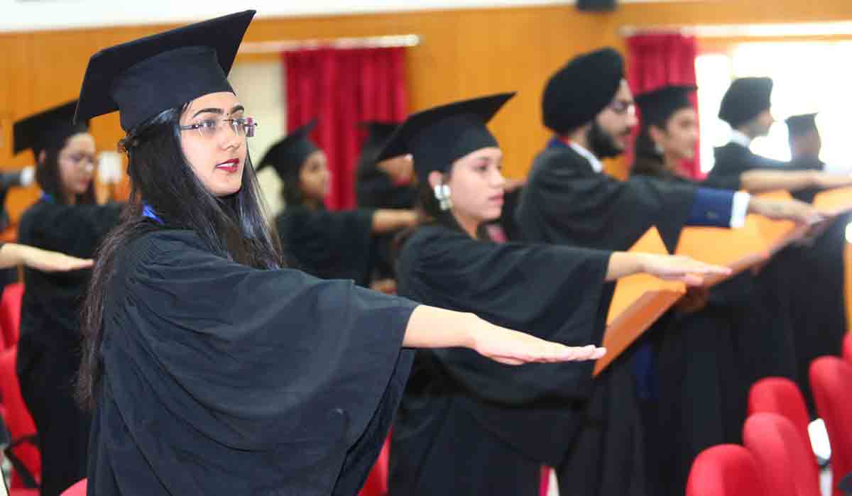 Hyderabad: ACDS hosts graduation ceremony