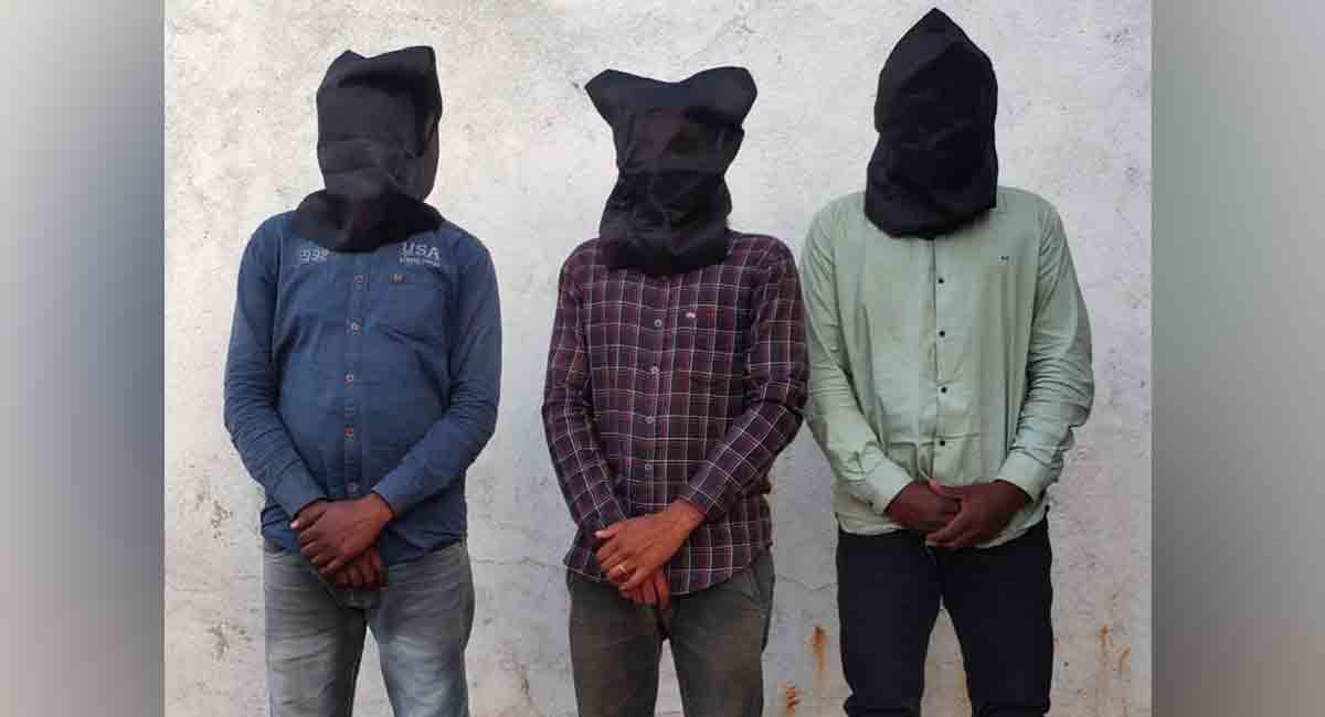 Driver, two ITI students held for chain-snatching in Mancherial