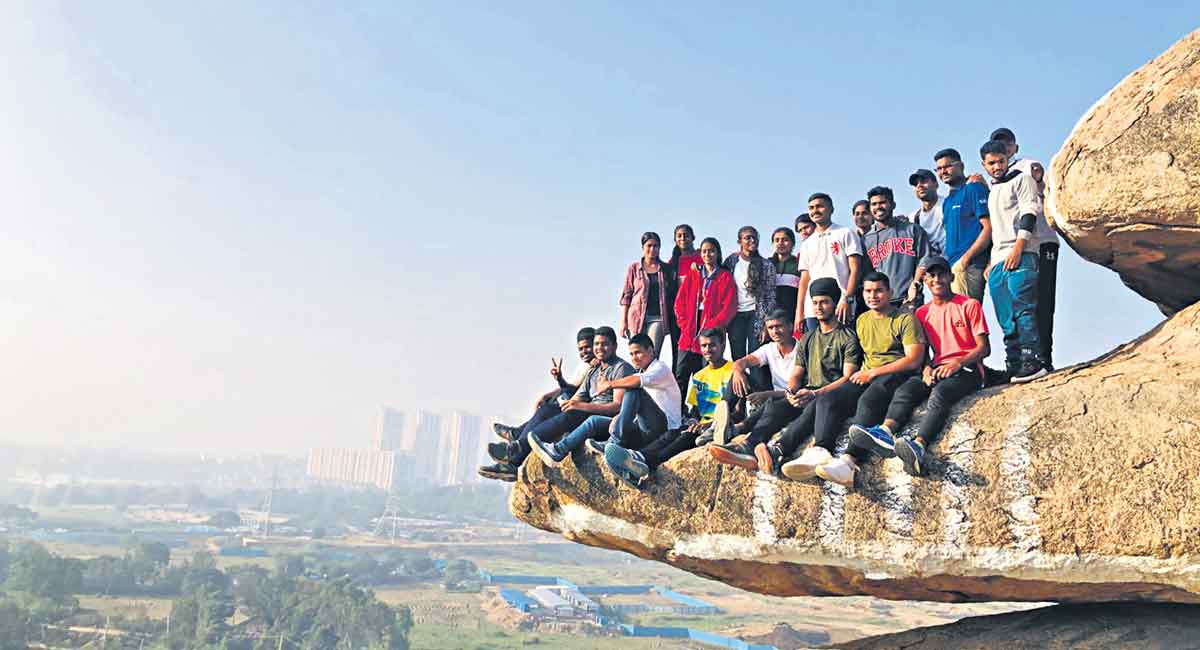 Hyderabad: Siblings spread adventure spirit