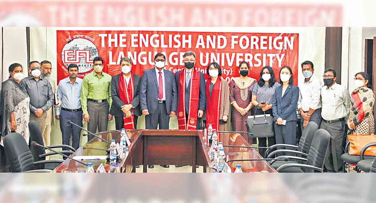 Korean delegation visits EFLU