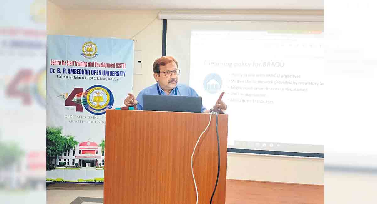 Online education system needs comprehensive policy, says Prof Vasuki