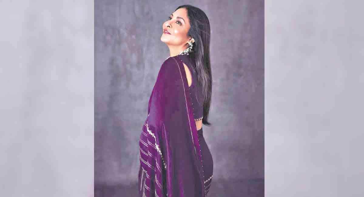 Cool tones and flowy silhouettes