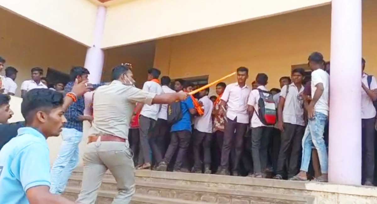 Hijab row: Tense situation continues in Karnataka, 15 held for violence