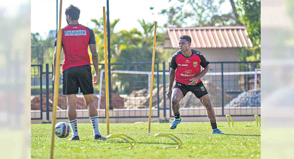 ISL: Hyderabad FC brace for tough Mohun Bagan challenge