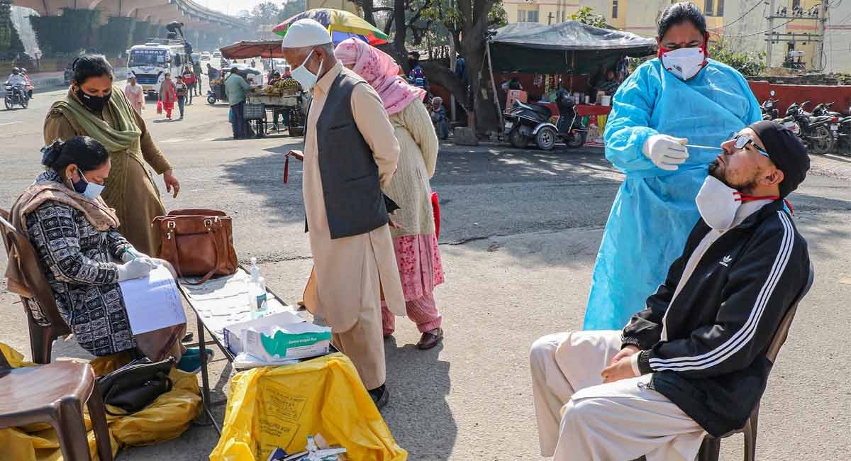 India logs 44,877 new Covid cases, 684 deaths