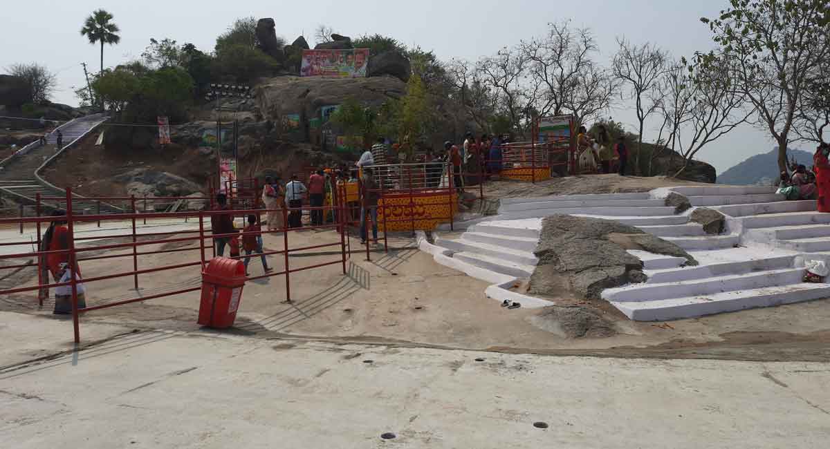 Elaborate arrangements made for mini jatara in Karimnagar