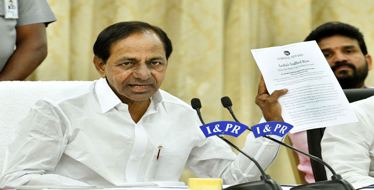 Telangana CM KCR reiterates need for new Constitution