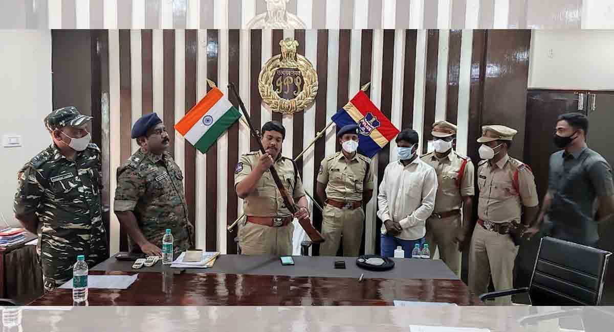 Maoist party member Maadavi Hidma surrenders himself to Telangana police