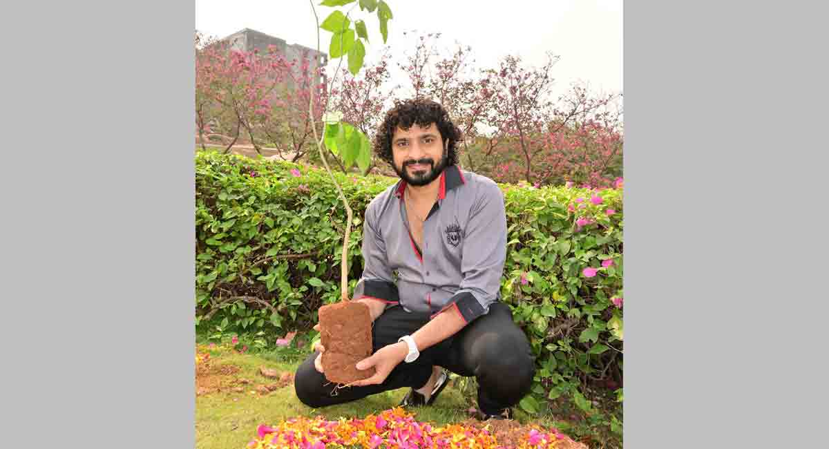 Natraj Master joins Green India Challenge in Hyderabad