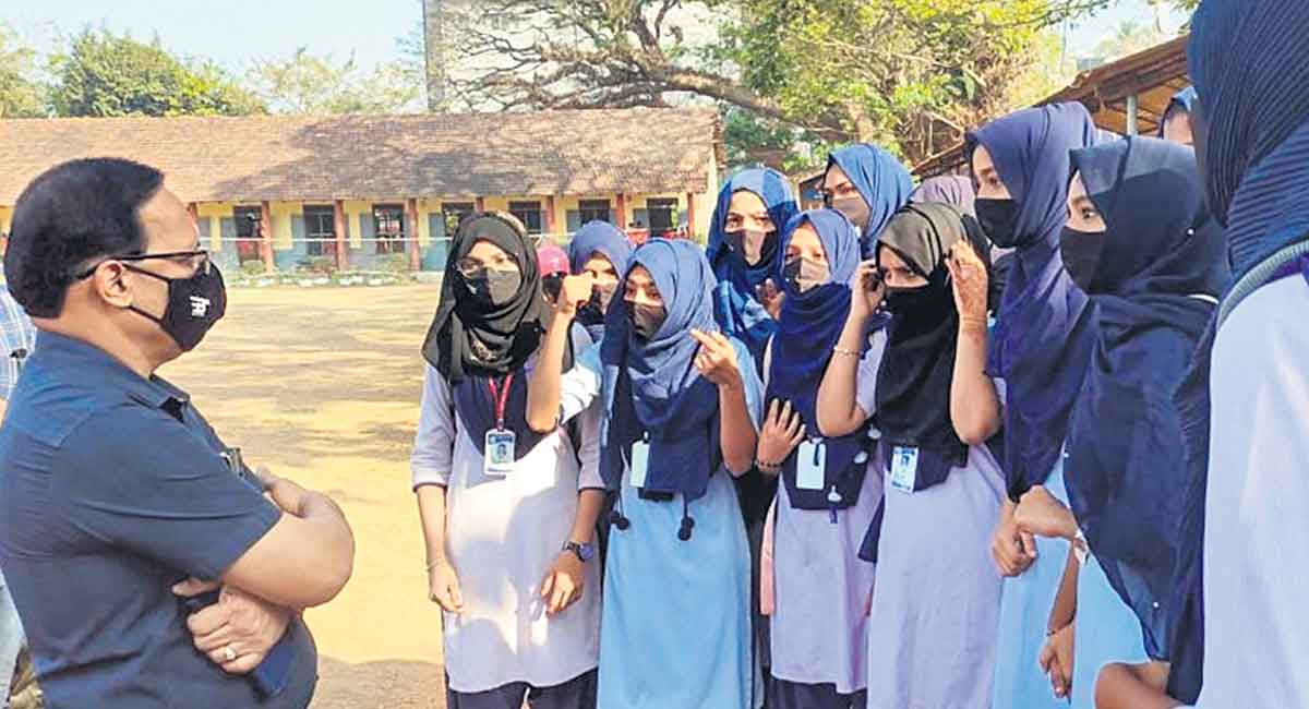 Opinion: Leave future of hijab to future