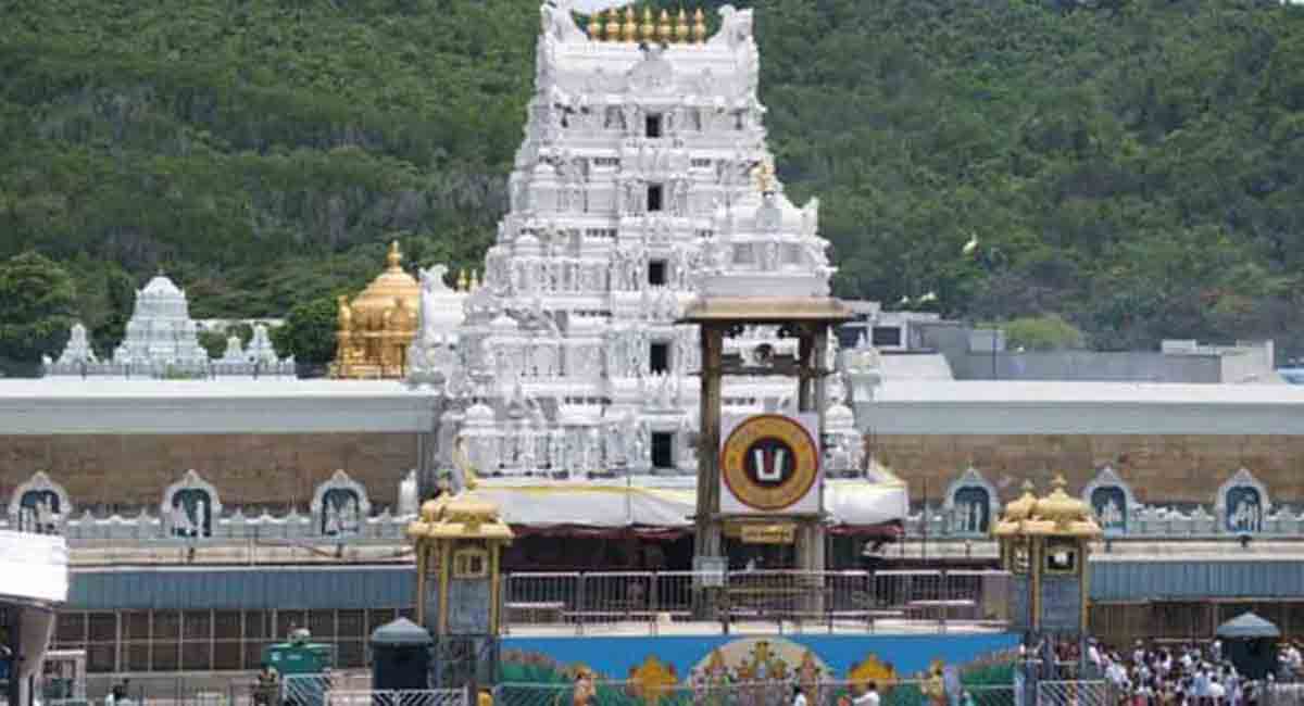 Private eateries to shut at Tirumala, free food to common devotees, VIPs