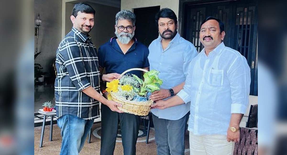 ‘Pushpa’ Director Sukumar Joins Hands With Megastar Chiranjeevi ...