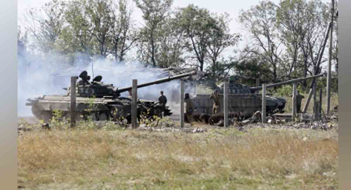 Russian tanks enter Ukraine’s capital Kiev