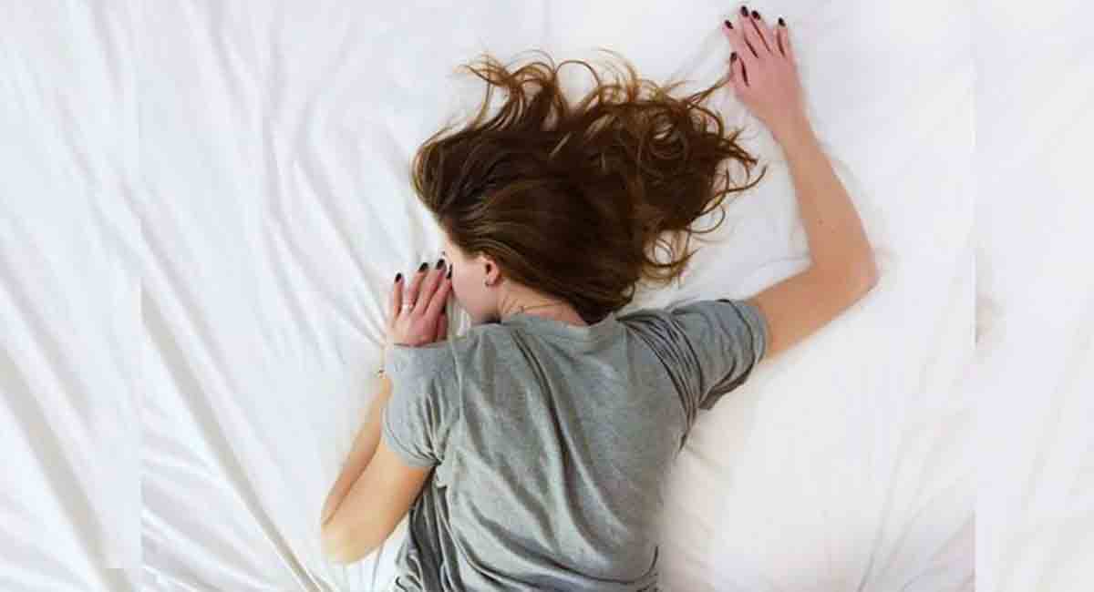 Sleeping more reduces calorie intake?