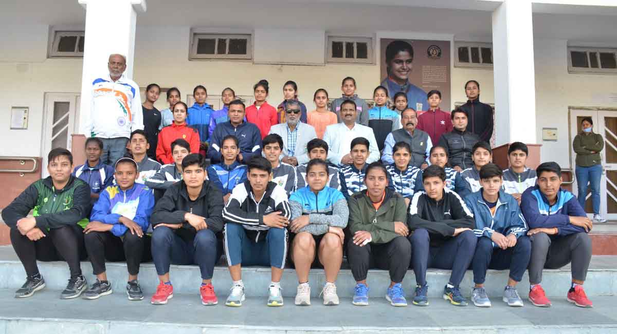 Telangana’s Kareena in national handball camp