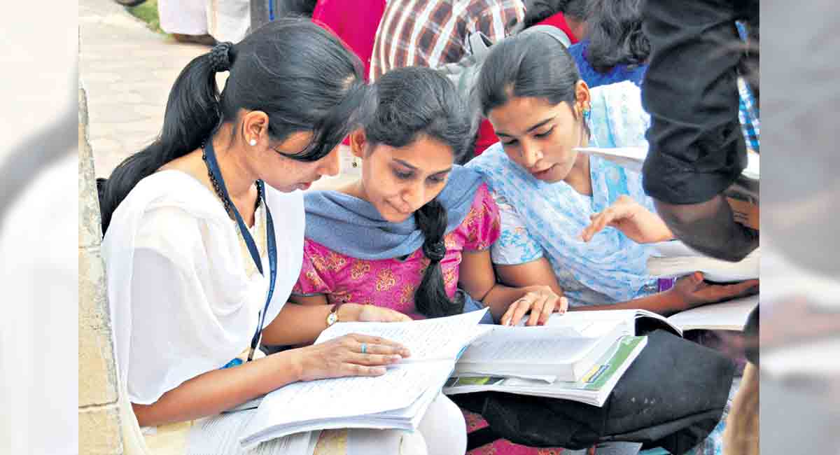 Column: Your approach to current affairs for TSPSC exams