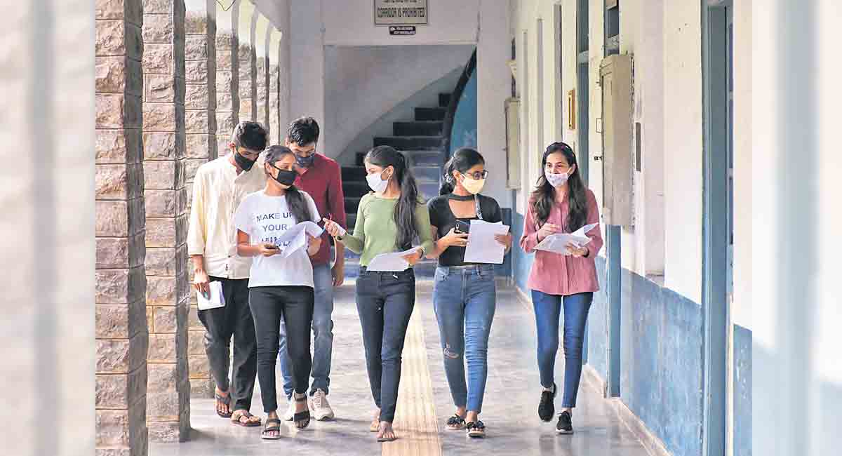 Campuses come alive as students return