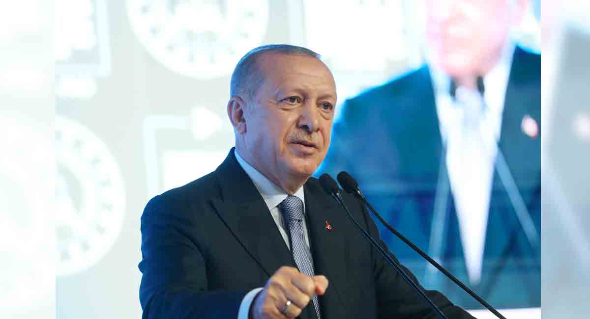 Turkey steps up attacks on press freedom
