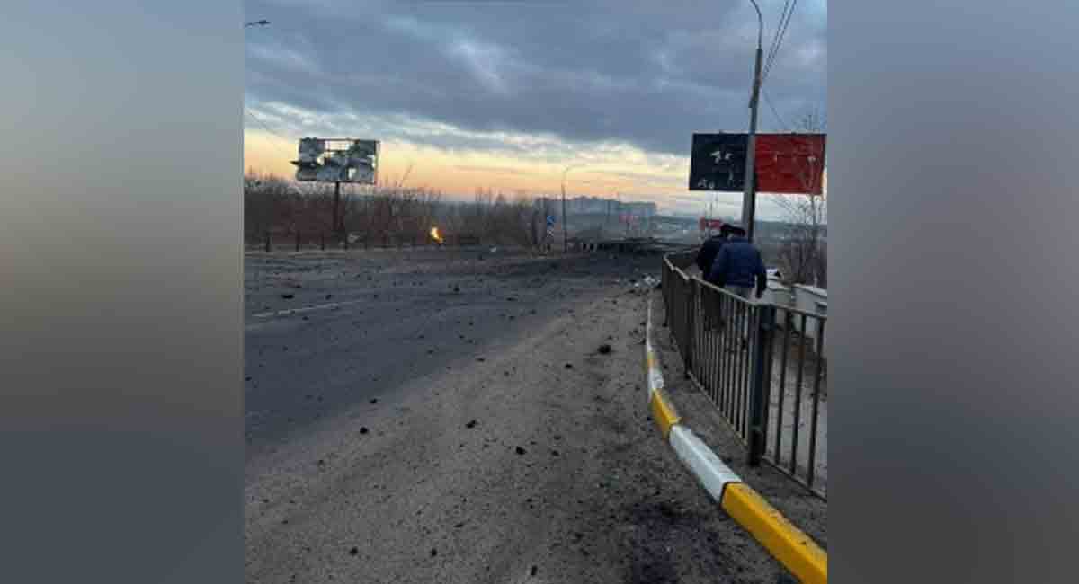 Ukraine asks citizens to remove road signs to confuse, disorient Russia forces