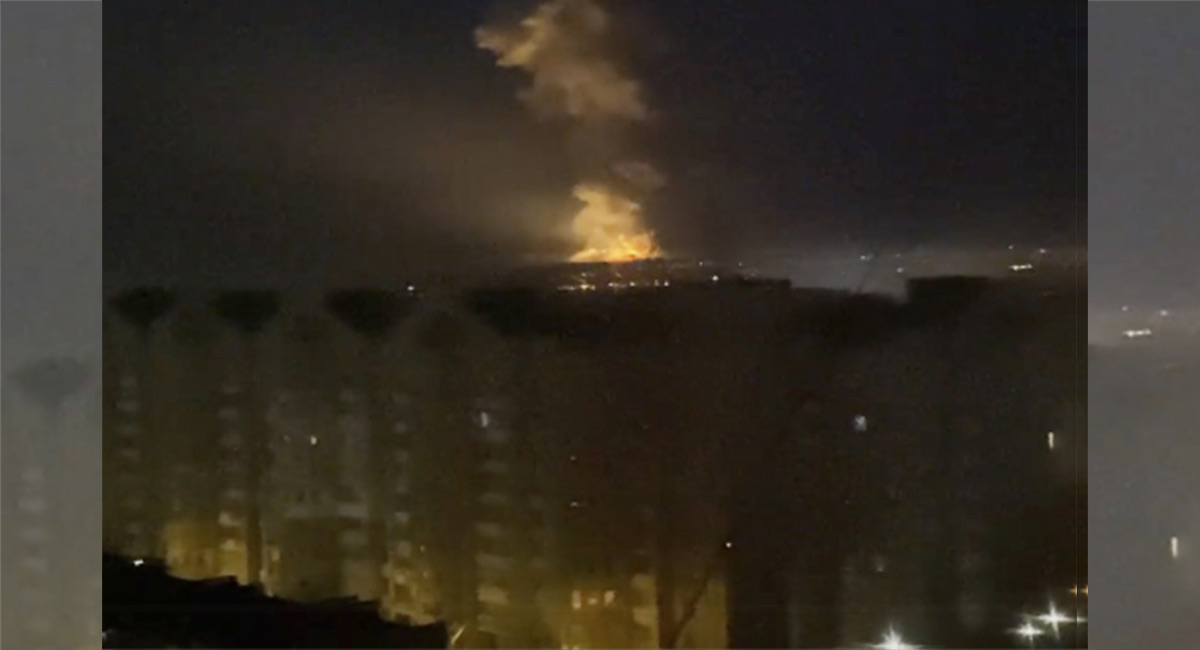 Ukraine claims downing five Russian planes, helicopter; Russia refutes