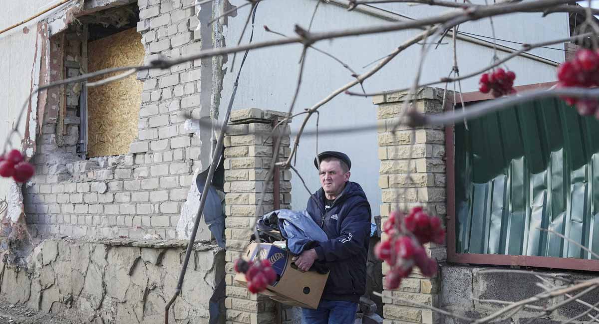 Ukrainian airspace closed to civilian flights