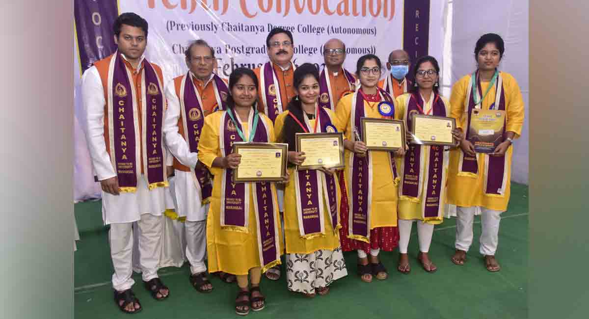 Contribute for ‘Unnat Bharat’, Union Minister Rupala tells students