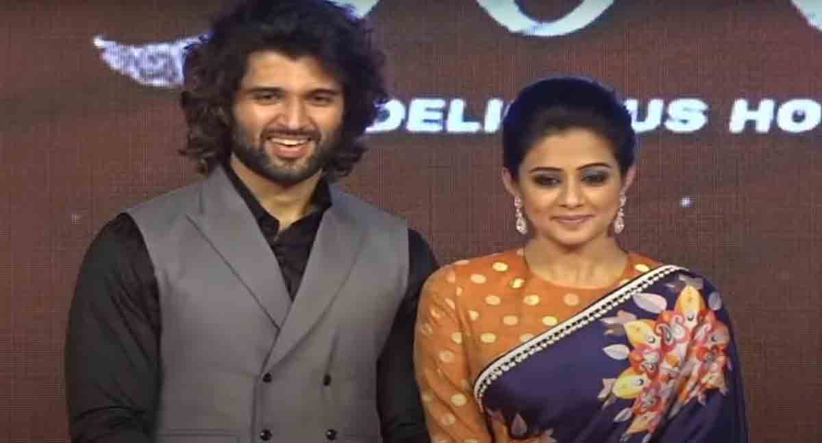 Vijay Deverakonda praises Priyamani in ‘Bhama Kalapam’
