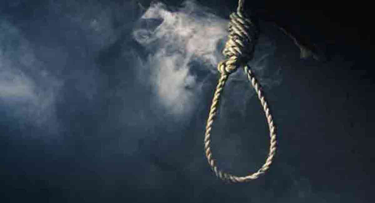 Youngster found hanging in home in Falaknuma