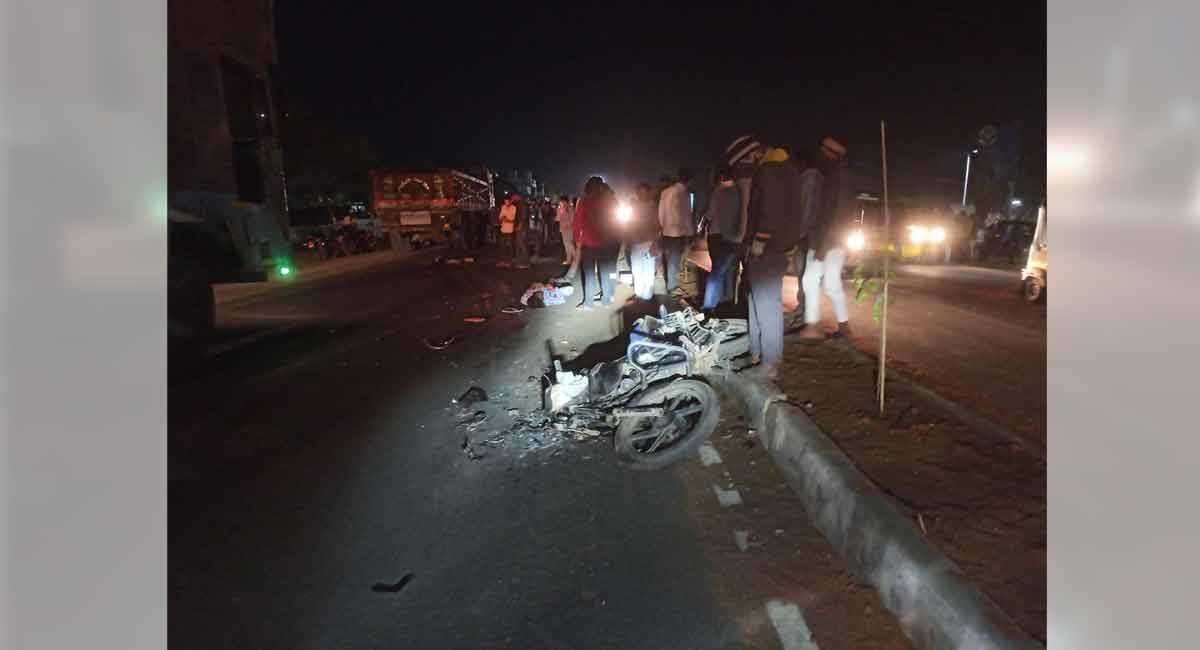 Three killed in road accident in Sangareddy