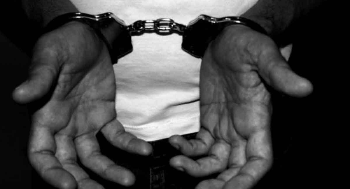 Hyderabad: Huzurnagar police arrest two inter-state thieves
