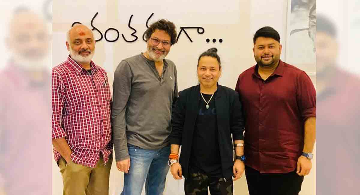 Kailash Kher on board for Pawan Kalyan’s ‘Bheemla Nayak’