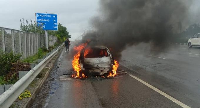 Moving car catches fire in Hyderabad, none hurt