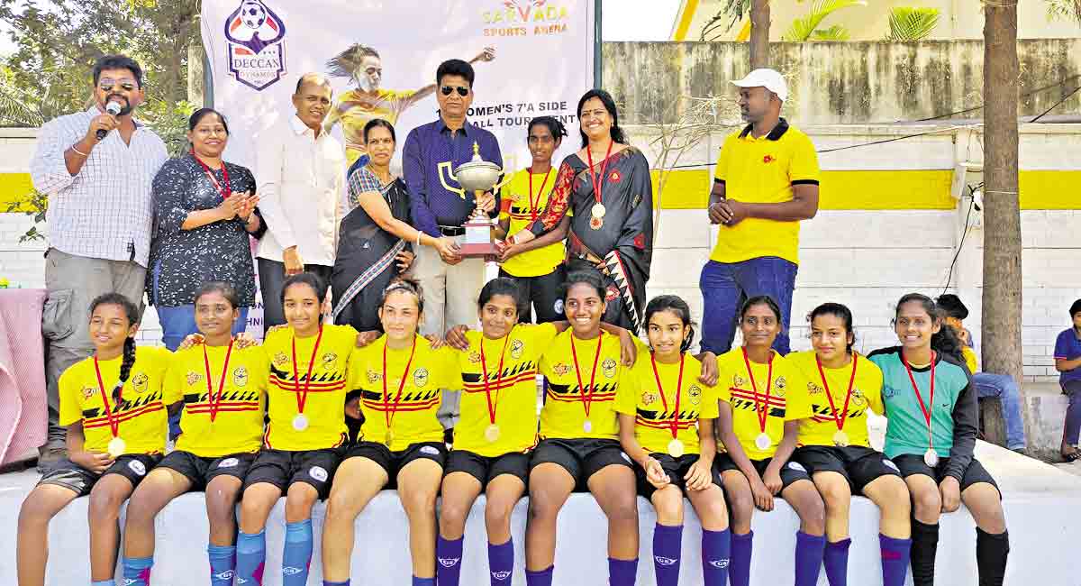 CFA Nizamabad lift trophy of Women’s Football League