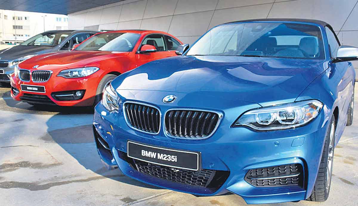 Semiconductor shortage hits new vehicle deliveries