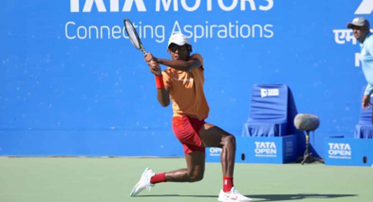 Tata Open Maharashtra: Ymer stuns top seed Karatsev