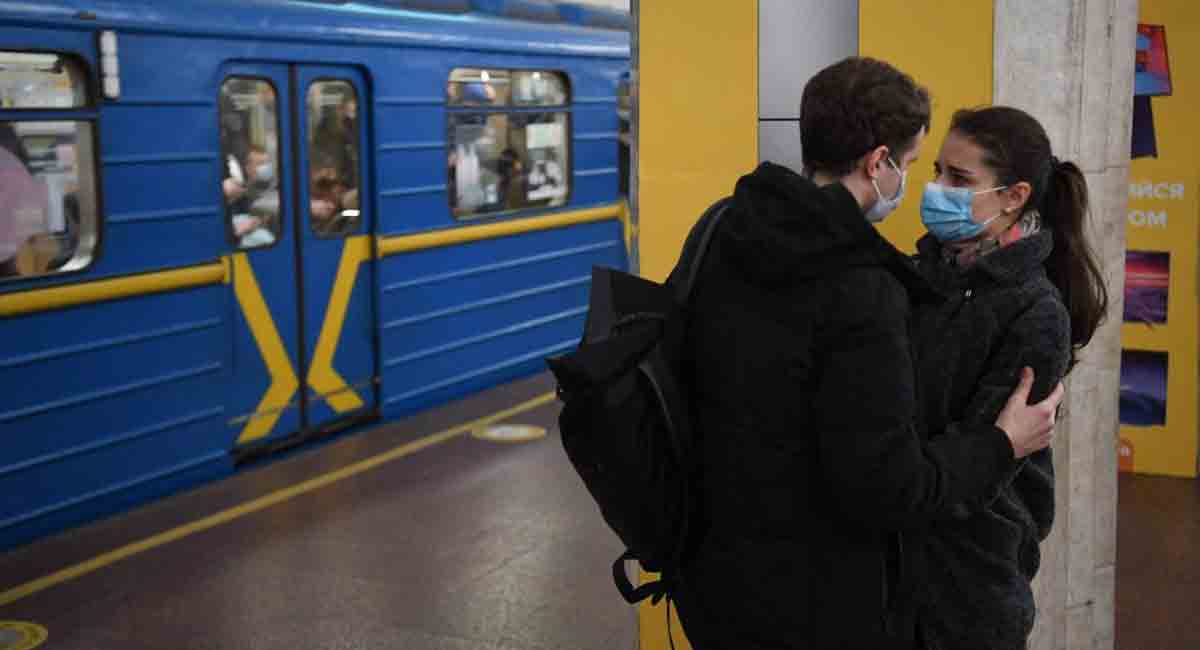 Love and hope amidst war situation in Ukraine wins netizens’ hearts