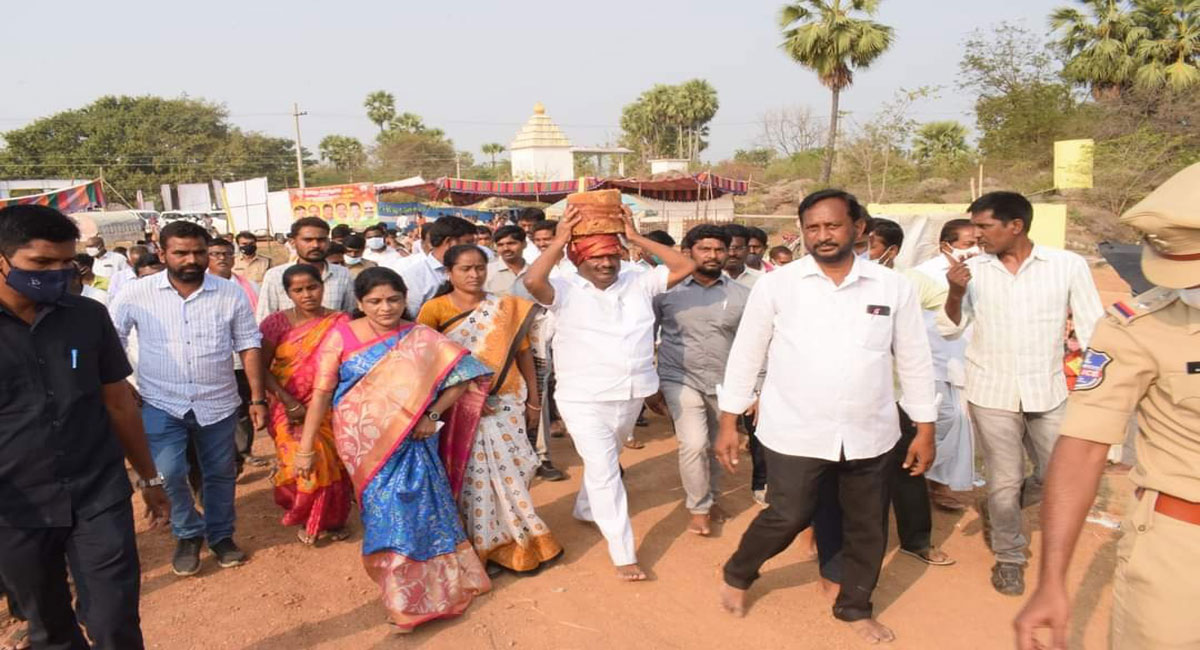 Mini jataras begin on grand scale across Karimnagar