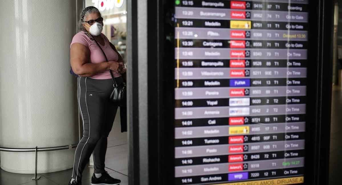 136 flights cancelled in Colombia after plane’s emergency landing