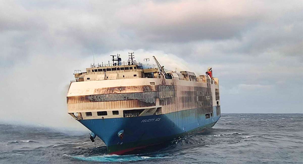 4,000 luxury cars like Lamborghinis, Bentleys sink in the Atlantic