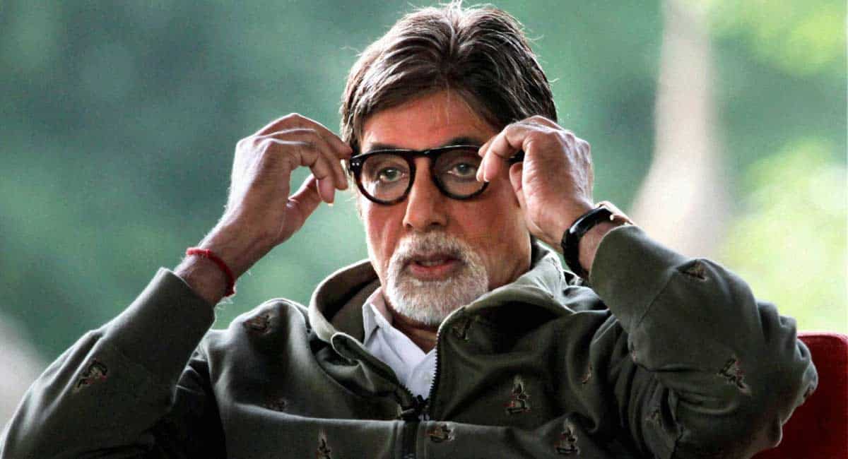 Amitabh Bachchan in Lucknow to start shooting for new project
