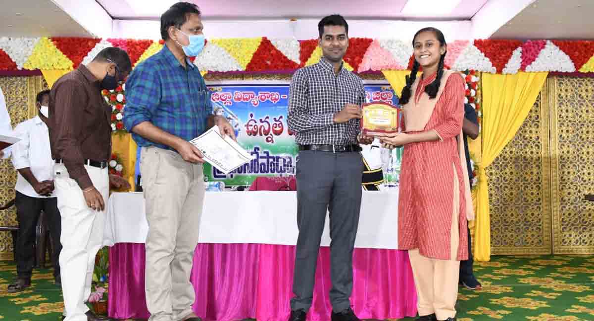 Make efforts to record 100 pc results in SSC exams: Kothagudem Collector