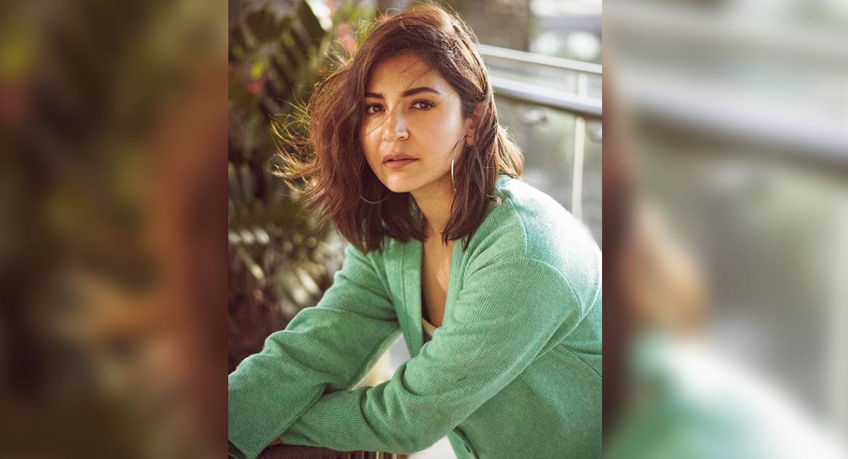 Anushka Sharma loves good lighting, proves it with her latest photos