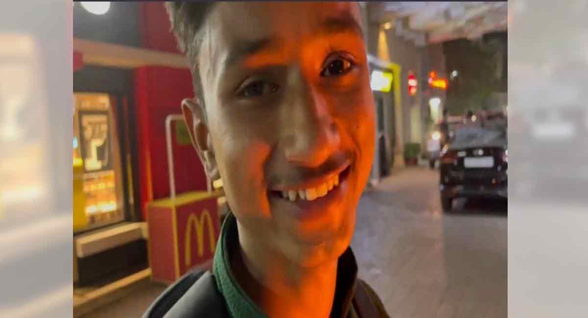 19-year-old, who runs 10 km every night after work, is inspiration for all