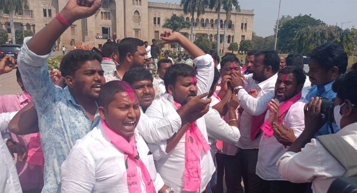 CM KCR’s job announcement: Celebrations in Osmania University
