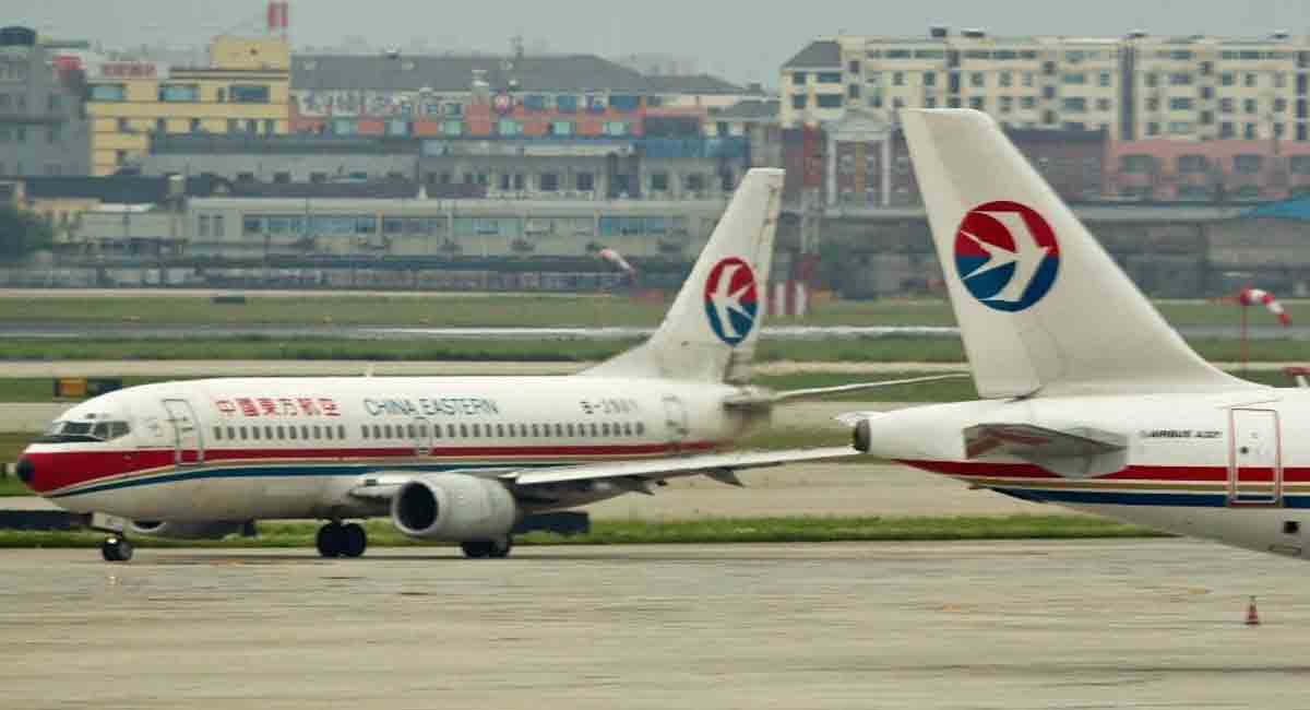 No news of survivors in China’s plane crash; rescue efforts continue